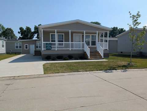 30020 Pineview Circle, Chesterfield, MI 48051
