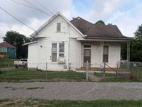 73 Mulberry Avenue, Lumberport, WV 26366
