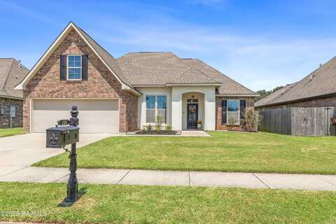 133 Raven Cliff Lane, Broussard, LA 70518