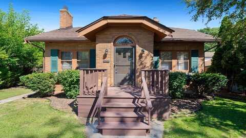 2218 Crosby, ROCKFORD, IL 61107