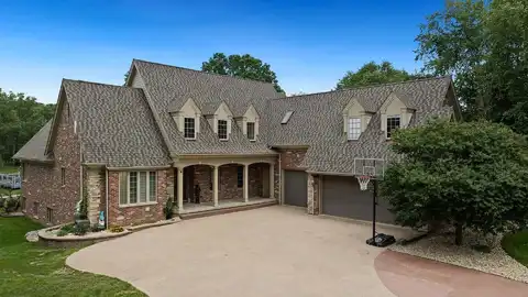1695 N Sauk Trail, OREGON, IL 61061