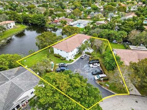 4295 NW 114th Ter, Coral Springs, FL 33065