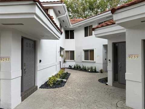 9237 NW 9th Pl, Plantation, FL 33324