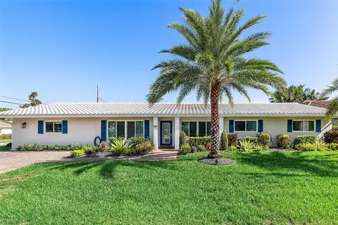 865 NE 5th St, Deerfield Beach, FL 33441
