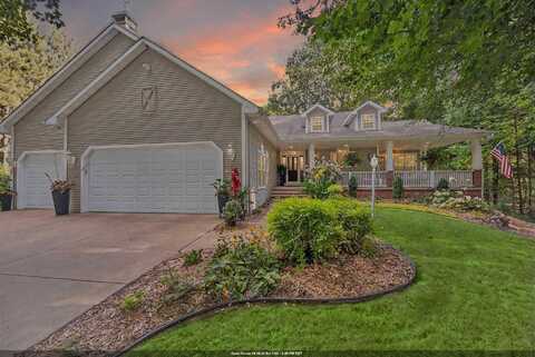 3877 SANDHILL Drive, PULASKI, WI 54162