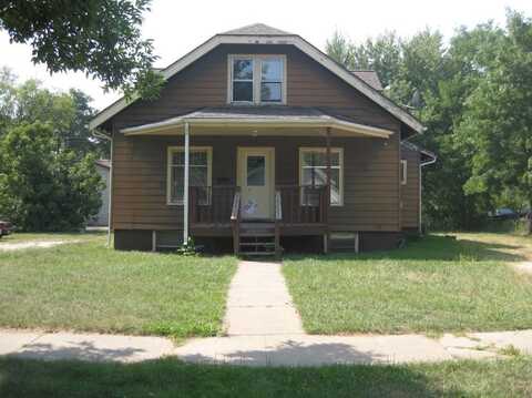1609 6th Street E, Menomonie, WI 54751