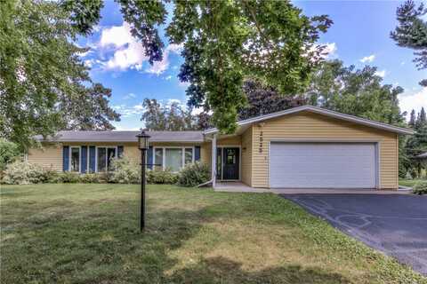 2525 Haanstad Road, Eau Claire, WI 54703