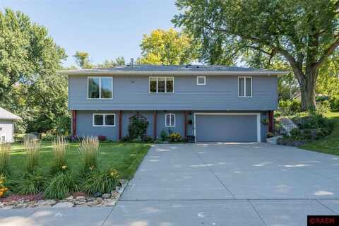 1040 Stoltzman Road, Mankato, MN 56001