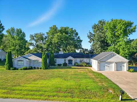 8 Country Club Dr., Mexico, MO 65265
