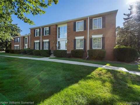 773 E Fox Hills Drive, Bloomfield Hills, MI 48304