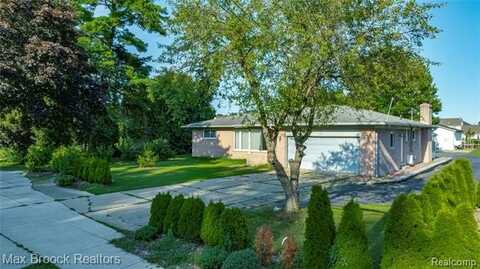41544 Dequindre Road, Sterling Heights, MI 48314
