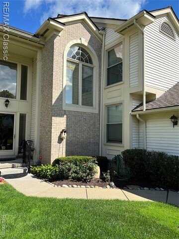 6094 Simsbury Ct Simsbury Ct, West Bloomfield, MI 48322