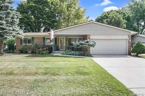 5566 Larkins Drive, Troy, MI 48085