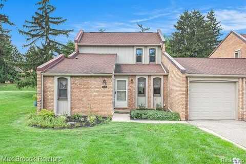 3078 Moon Lake Drive, West Bloomfield, MI 48323
