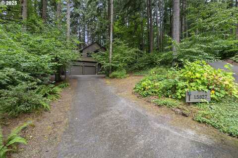 15827 S LUCKY LN, Oregon City, OR 97045
