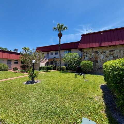 12019 W Greenway Dr, Royal Palm Beach, FL 33411