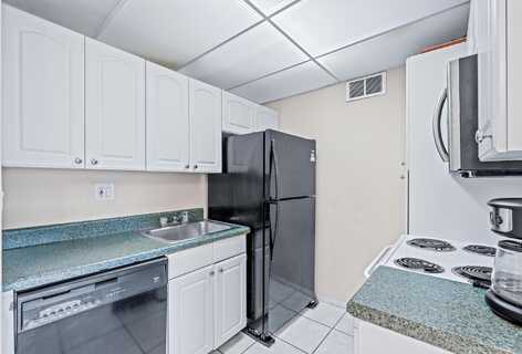 2000 N Congress Avenue, West Palm Beach, FL 33401