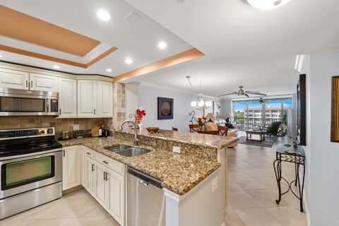 910 Dogwood 544 Drive, Delray Beach, FL 33483