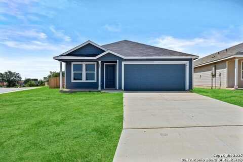 101 Autumn Trail, Floresville, TX 78114