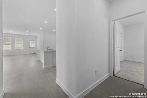 10333 Bridgton Mill, San Antonio, TX 78254