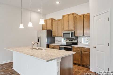 139 San Salvador, San Antonio, TX 78210