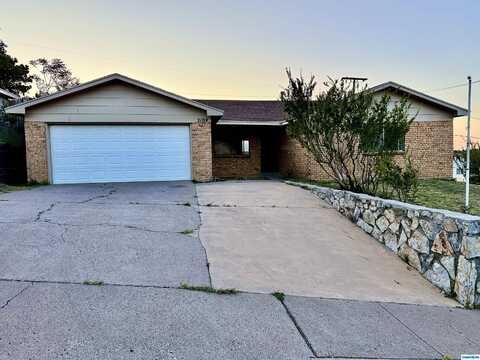 2104 Cedar Avenue, Silver City, NM 88061