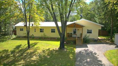 743 Fiesta Drive, Nekoosa, WI 54457