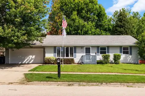 2830 Mineral Point Avenue, Janesville, WI 53548
