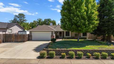 2075 Oconner Avenue, Redding, CA 96001