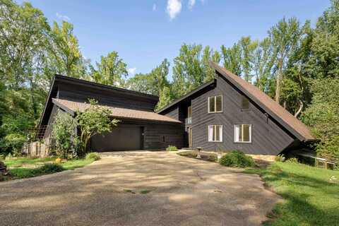 3072 Bainbridge Rd, Muscle Shoals, AL 35661
