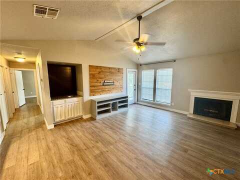1202 Thorpe Lane, San Marcos, TX 78666