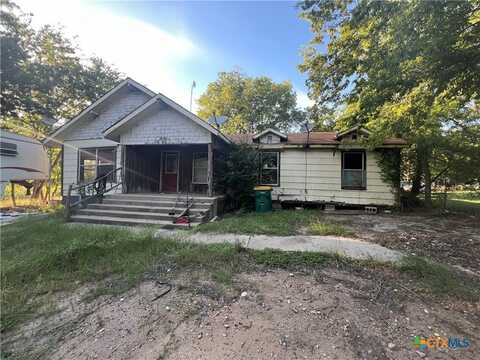 1807 Bridge Street, Gatesville, TX 76528