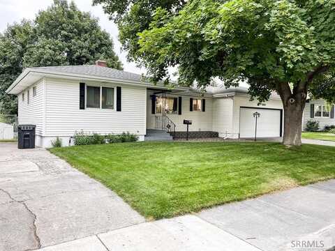 864 Claire View Lane, Idaho Falls, ID 83402