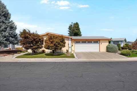 555 Freeman Road, Central Point, OR 97502