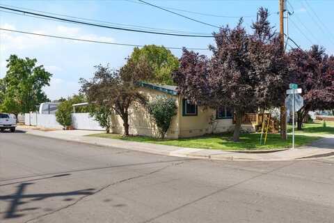 2669 Falcon Street, White City, OR 97503
