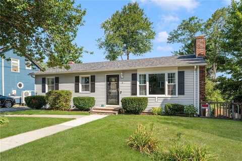 5 Versailles Street, Cranston, RI 02920
