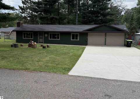 1853 Muskegon, Saint Helen, MI 48656