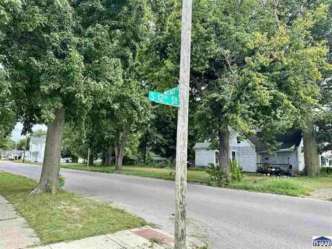 200 S 12th Street, Terre Haute, IN 47807
