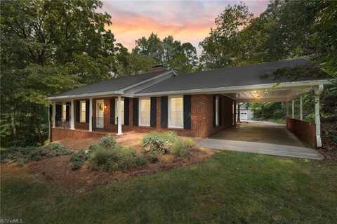 241 Church Street W, Mocksville, NC 27028