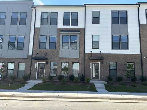 2806 Kempthorne Road, Cary, NC 27519