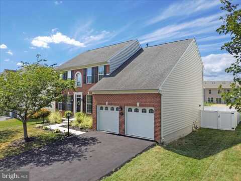 351 RICHWOOD HALL ROAD, KEARNEYSVILLE, WV 25430