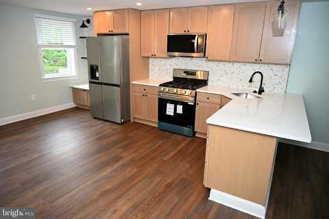 5107 WHITEHALL DRIVE, CLIFTON HEIGHTS, PA 19018