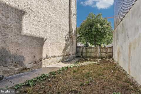 2536 EMERALD STREET, PHILADELPHIA, PA 19125