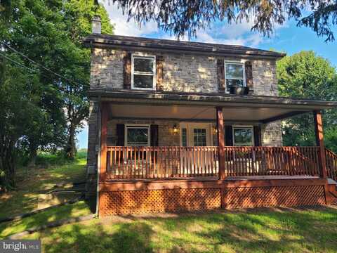 693 LANCASTER PIKE, NEW PROVIDENCE, PA 17560