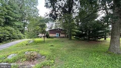 308 FAUST ROAD, READING, PA 19608