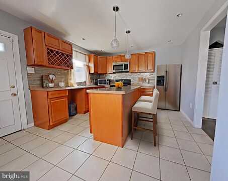 921 SERRILL AVENUE, LANSDOWNE, PA 19050