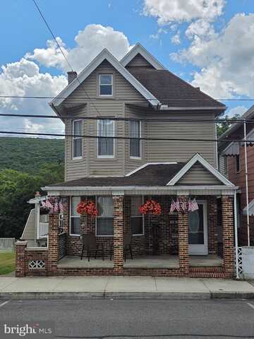 416 W MARKET STREET, WILLIAMSTOWN, PA 17098