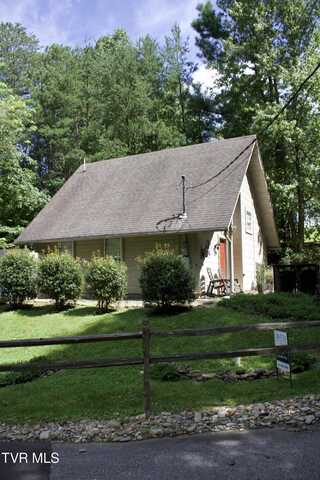 626 Morning Mist Way, Gatlinburg, TN 37738