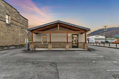 11 North 5th Street, Big Stone Gap, VA 24219