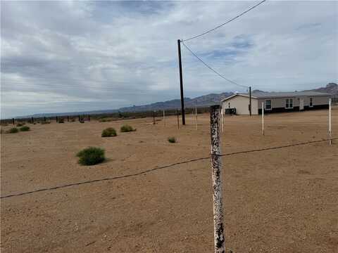 W Morelos Drive, Golden Valley, AZ 86413